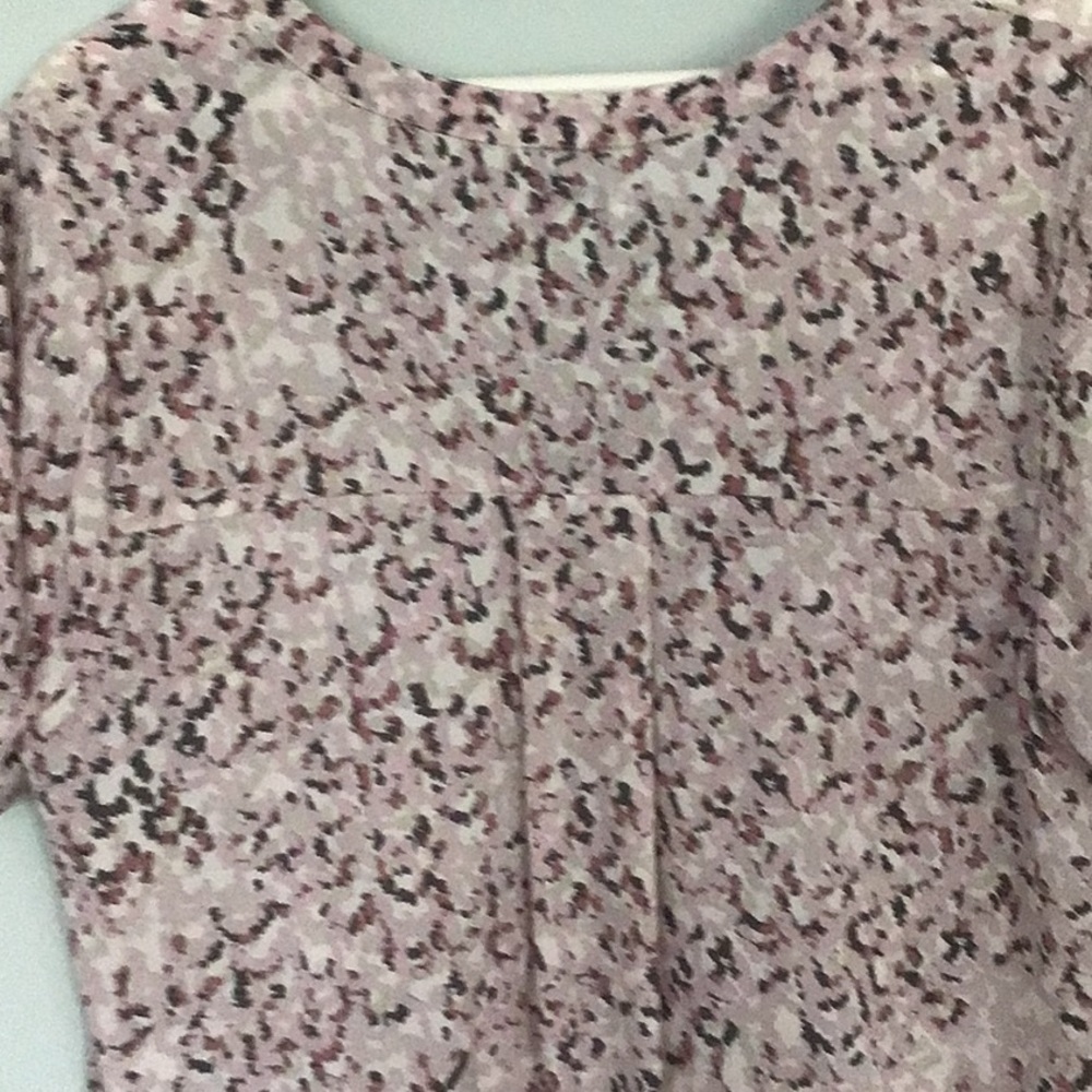 Cute top - Picture 4 of 5